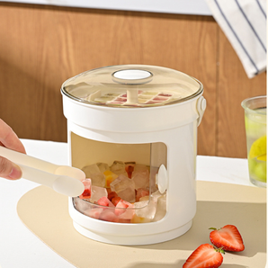 Portable Ice Cube Maker Storage Bucket