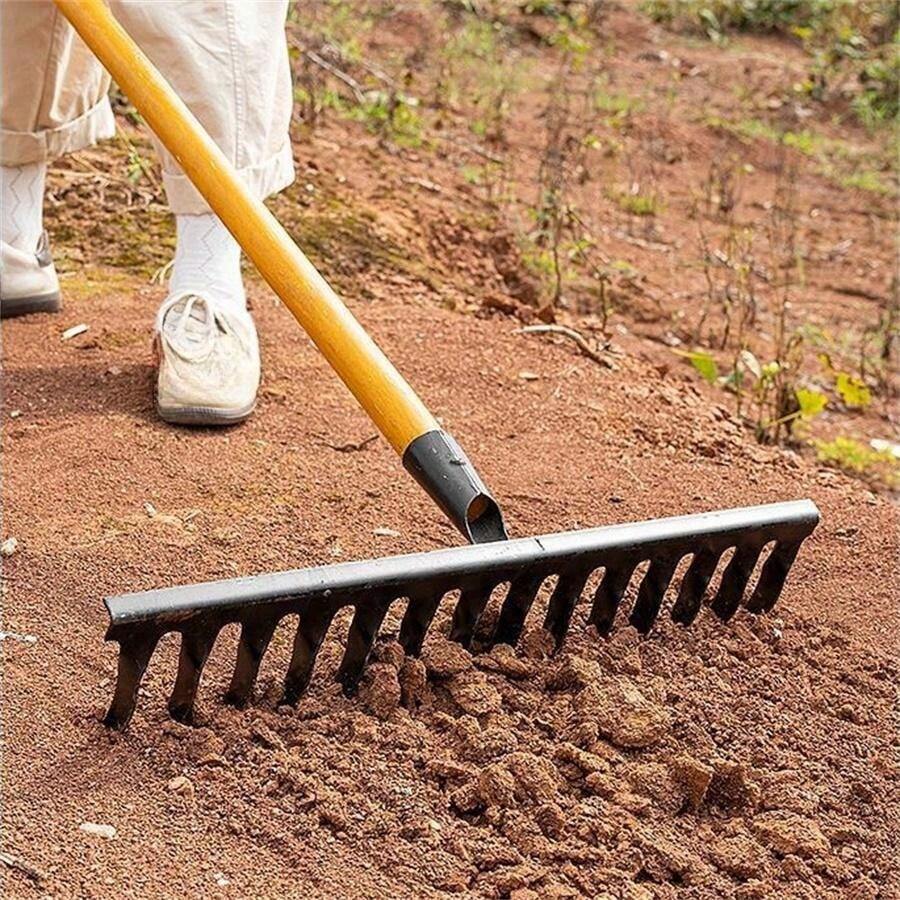 Multifunctional Iron Twisted Garden Rake