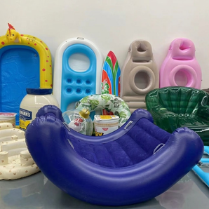Inflatable PVC Recliner Chair with Flocked Surface and Fibre Build