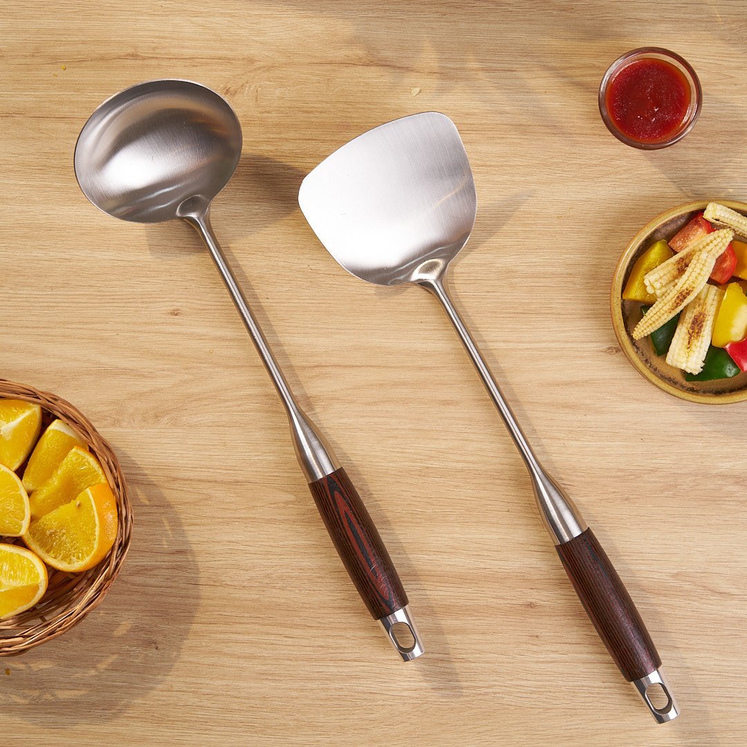 Using Cooking Spoon Stainless Steel Kitchen Frying Spoon (2 Piece Set)